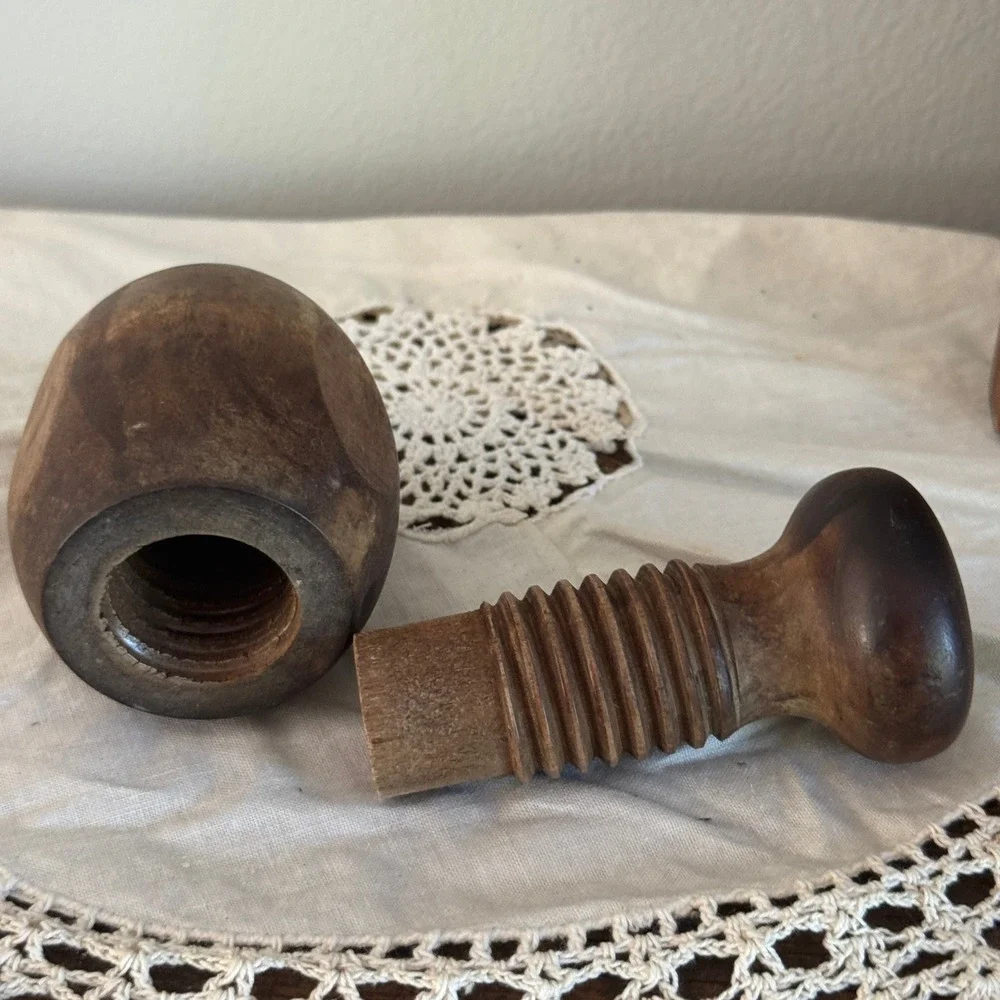 Vintage Primitive Wooden Garlic Press Screw Down Handheld Mincer 3.75